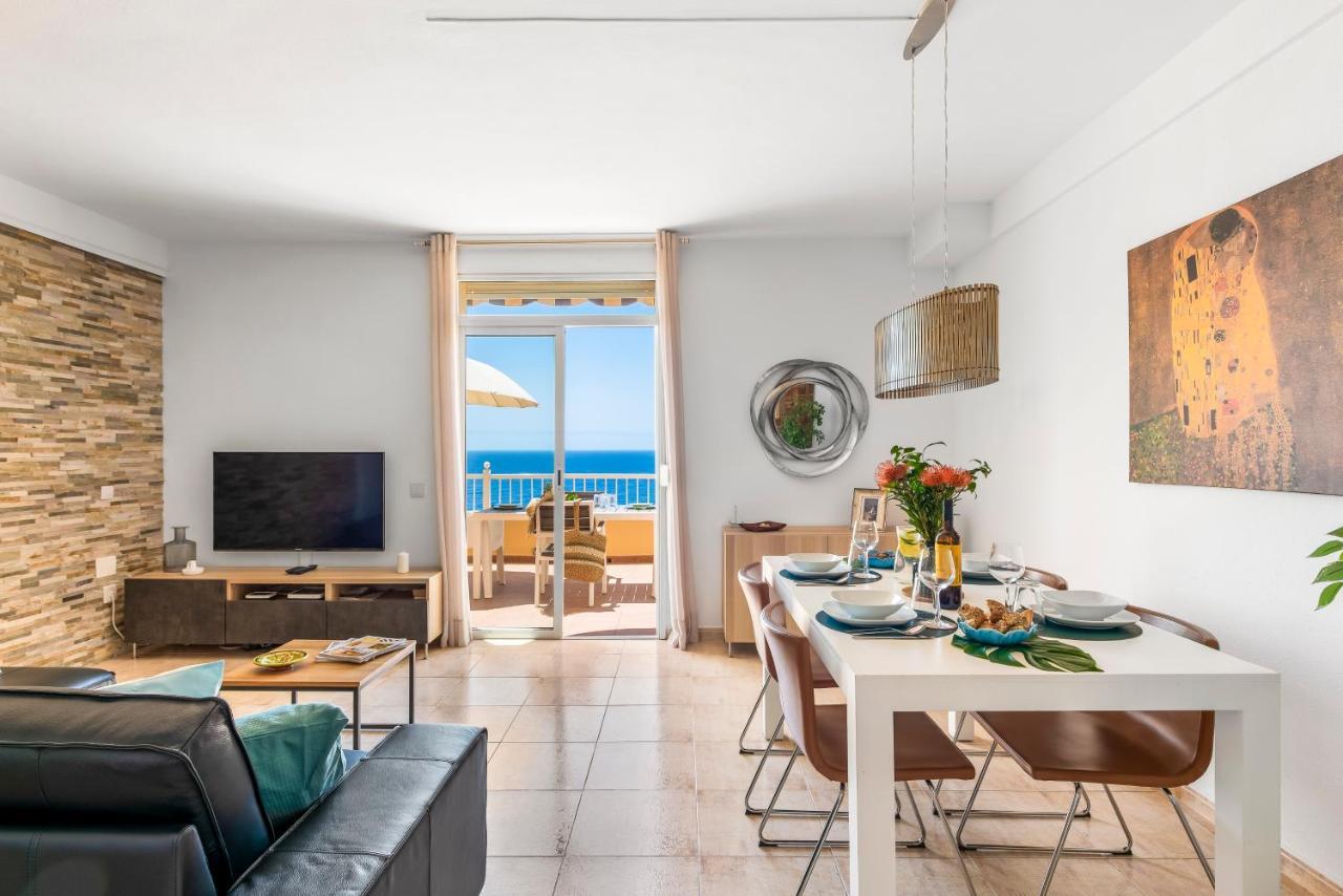 Radazul Beachfront Triplex With Swimming Pool & Parking מראה חיצוני תמונה