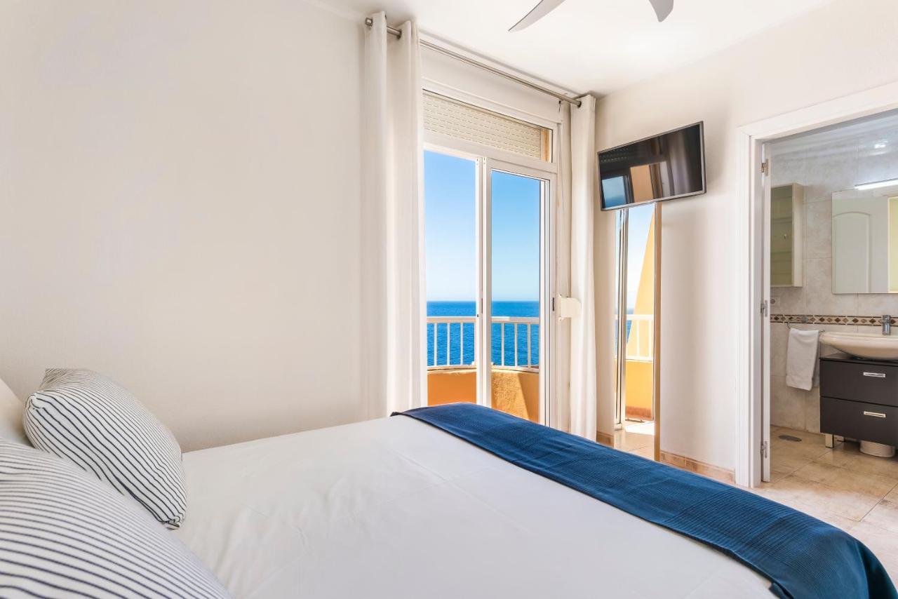 Radazul Beachfront Triplex With Swimming Pool & Parking מראה חיצוני תמונה