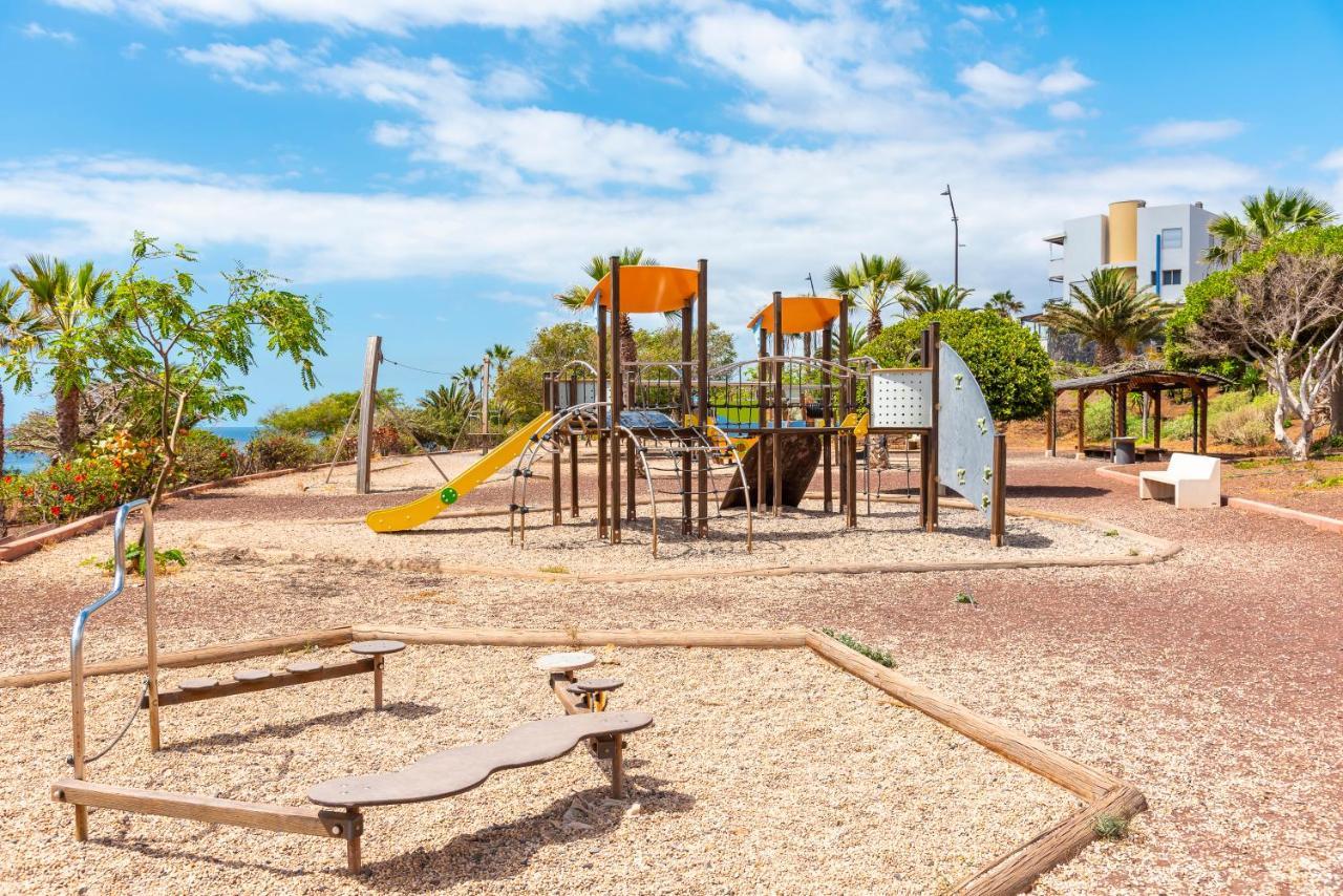 Radazul Beachfront Triplex With Swimming Pool & Parking מראה חיצוני תמונה